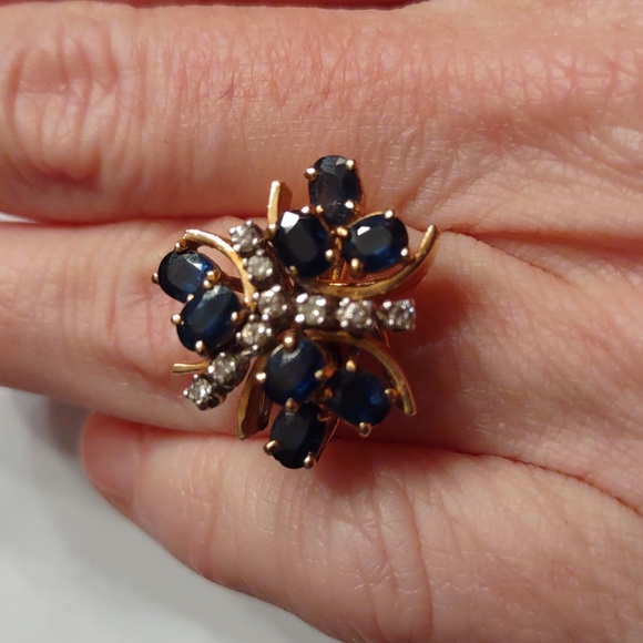 Macy's Jewelry - Blue sapphire diamond ring 14 kt yellow gold Butterfly Clover Flower